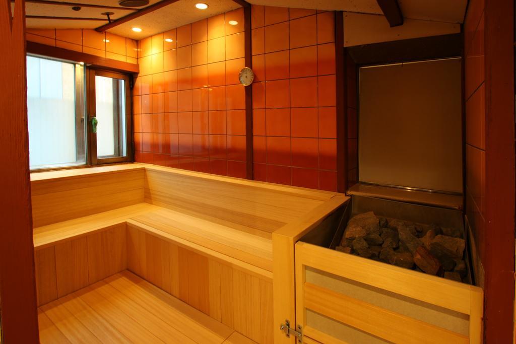 Capsule Inn Ōsaka Exterior foto