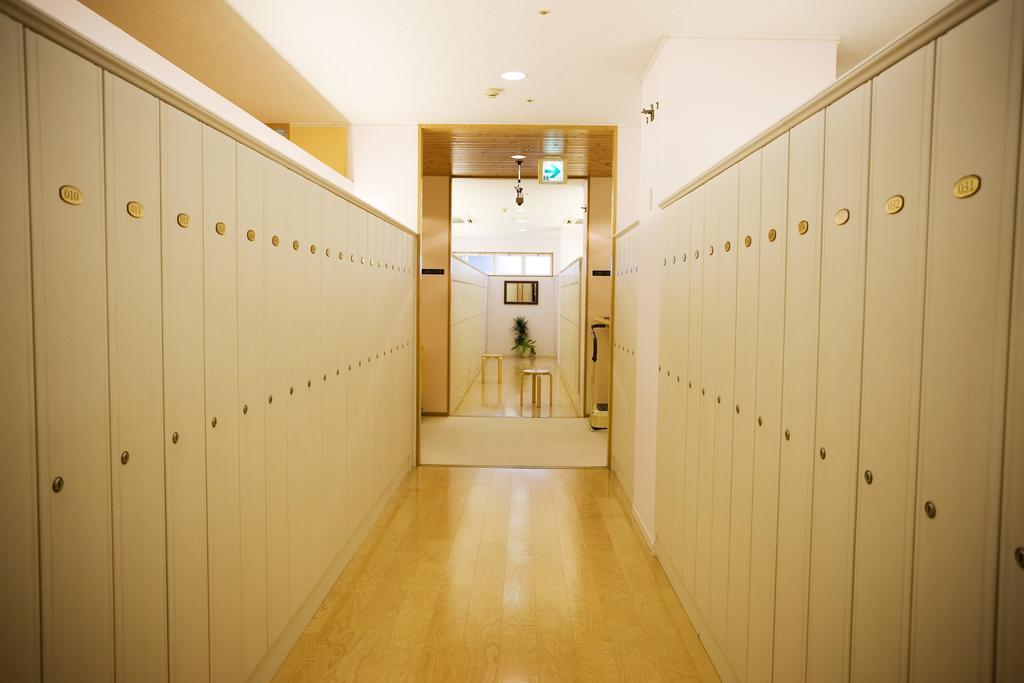 Capsule Inn Ōsaka Exterior foto